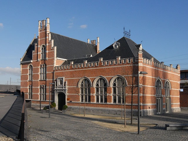 Antwerp Dam Station