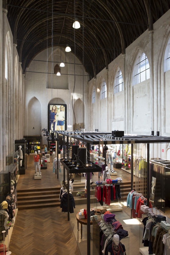 Old weaver's chapel turned into a market
